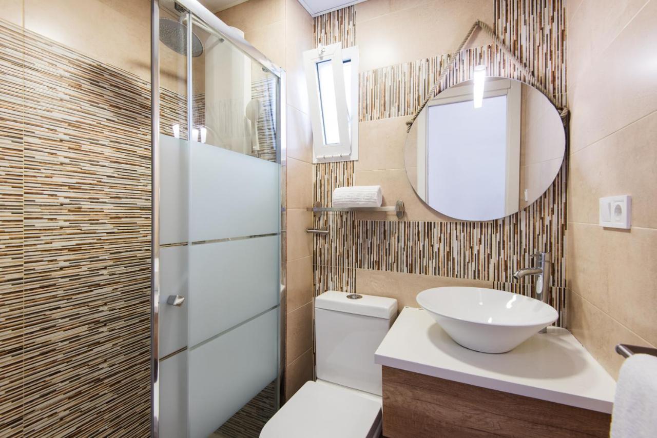 The 7Th Corner, Hugh Apartment Ideal For Groups Малага Екстериор снимка