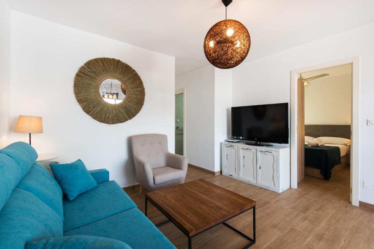 The 7Th Corner, Hugh Apartment Ideal For Groups Малага Екстериор снимка