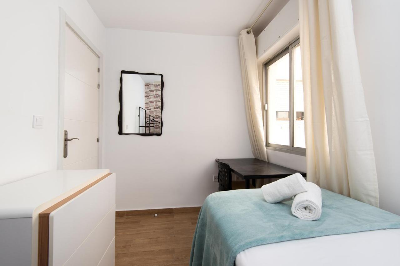 The 7Th Corner, Hugh Apartment Ideal For Groups Малага Екстериор снимка